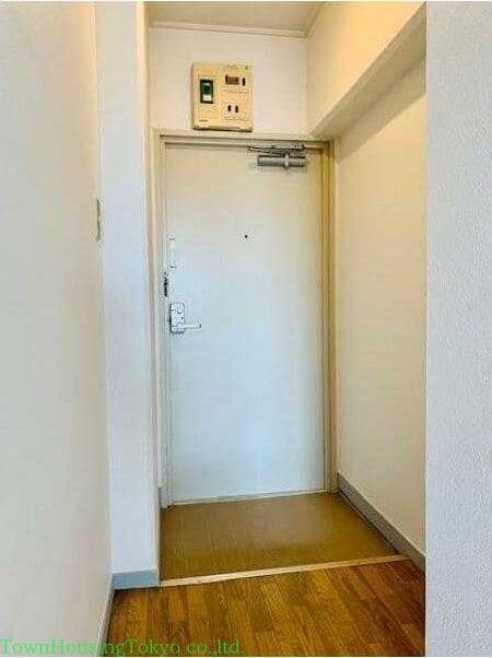 Room image 12