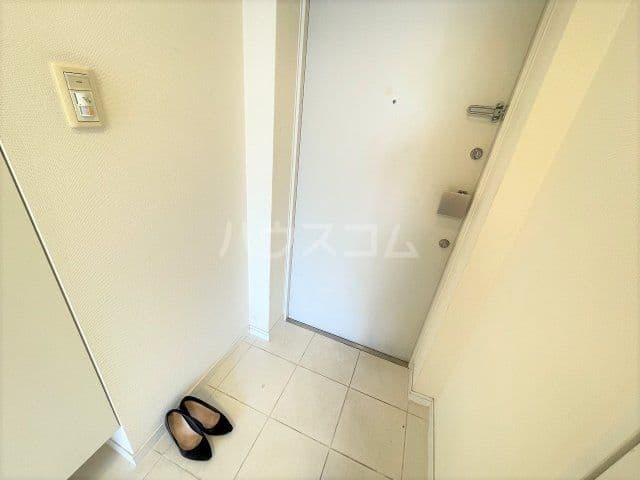 Room image 12