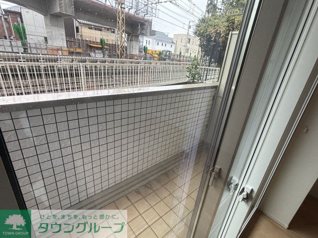 Room image 10