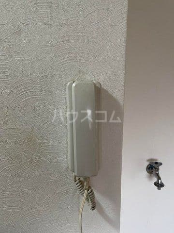 Room image 10