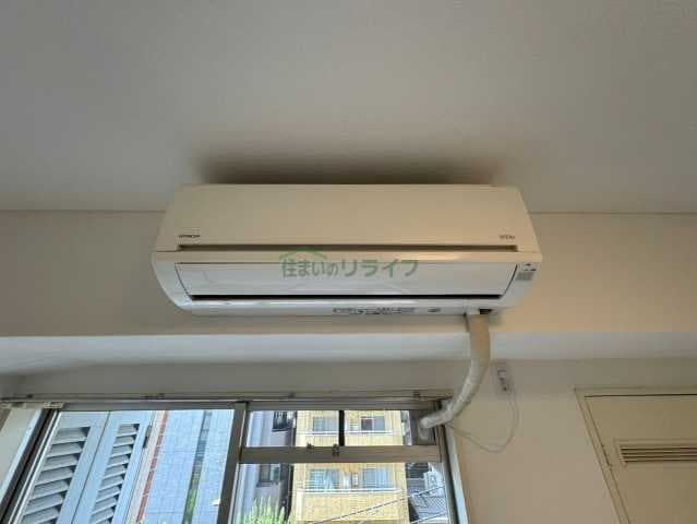 Room image 12
