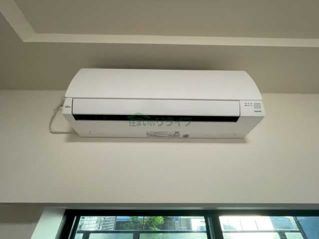 Room image 12