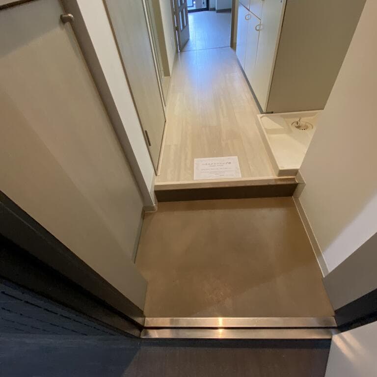 Room image 12