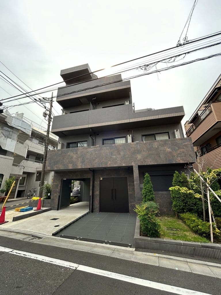 Main Image