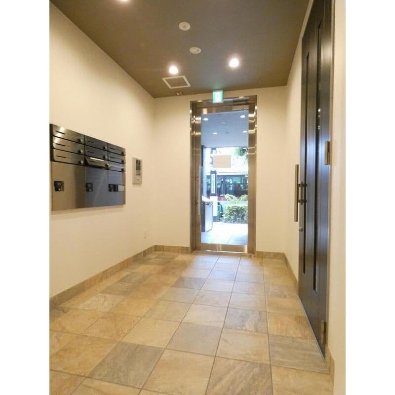Room image 13