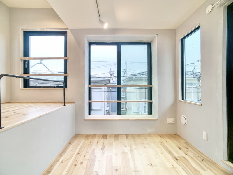 Room image 8