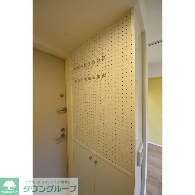 Room image 14