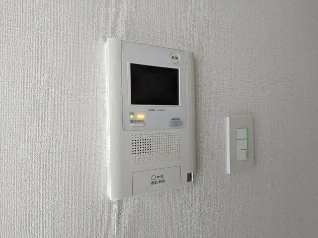 Room image 10