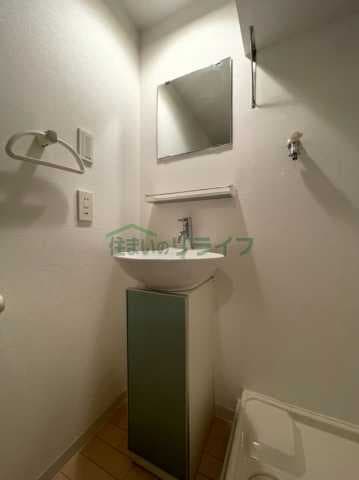 Room image 9