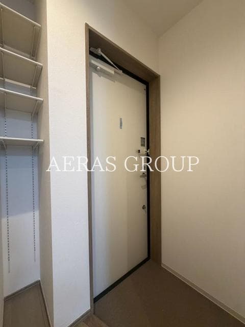 Room image 12