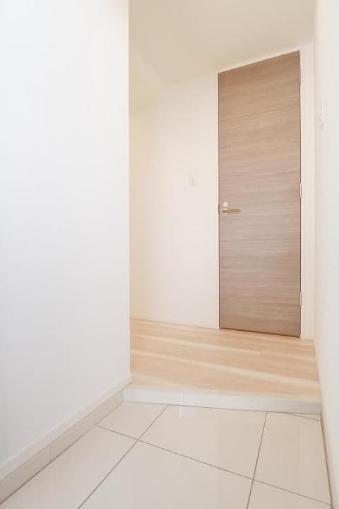 Room image 12