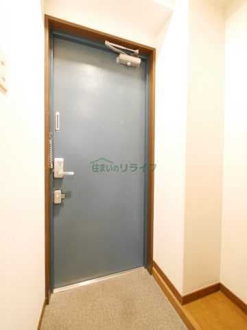 Room image 13