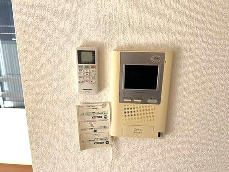Room image 11