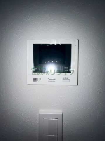 Room image 11