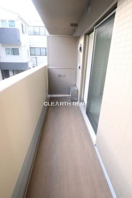 Room image 10