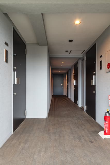 Room image 12