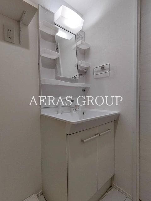 Room image 9