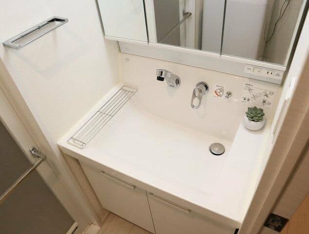 Room image 9