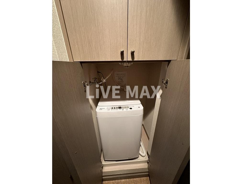 Room image 12