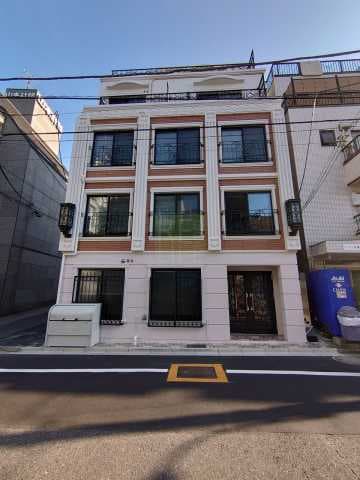 Main Image