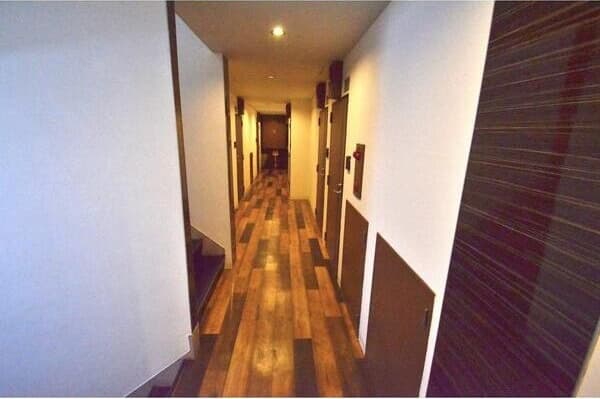 Room image 12
