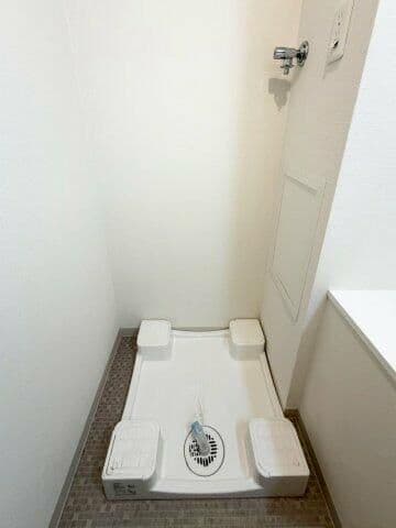 Room image 15