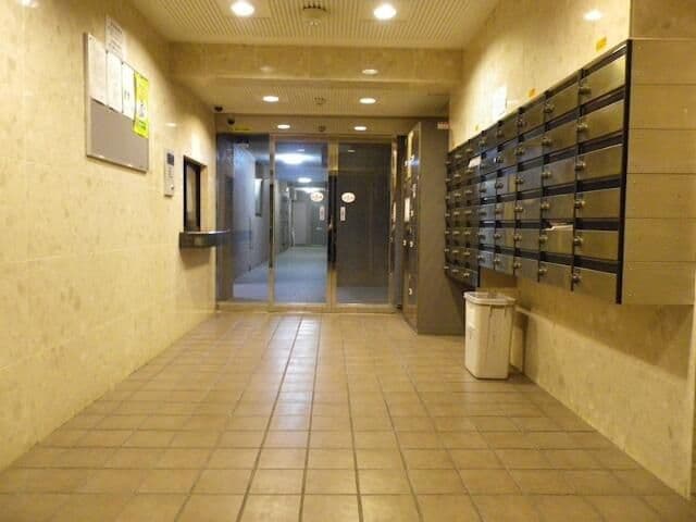 Room image 12