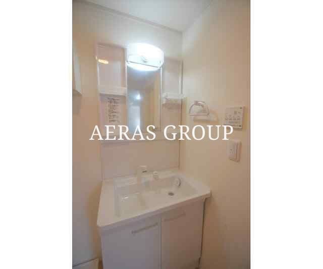 Room image 9