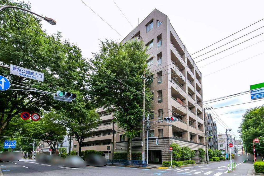 Main exterior of 06292690