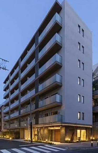 Main Image