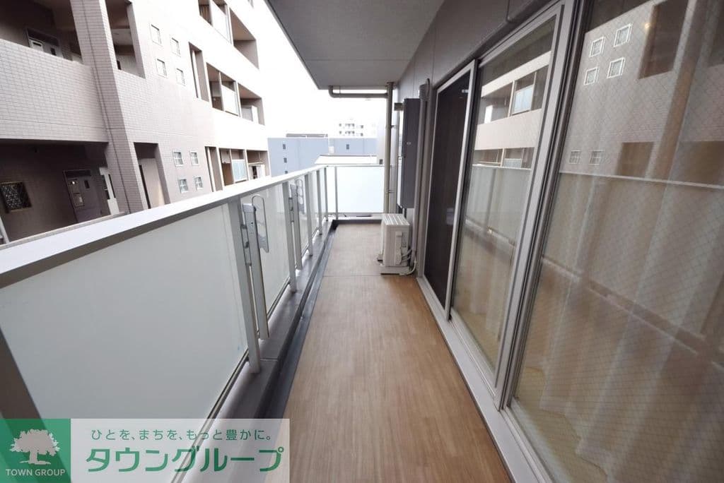 Room image 10