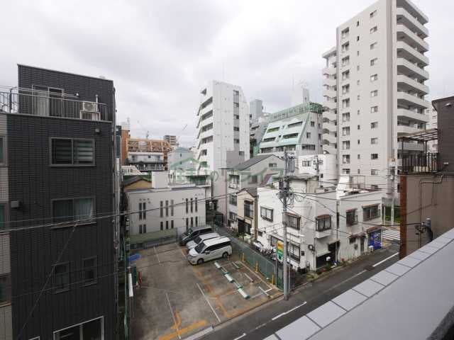 Room image 14