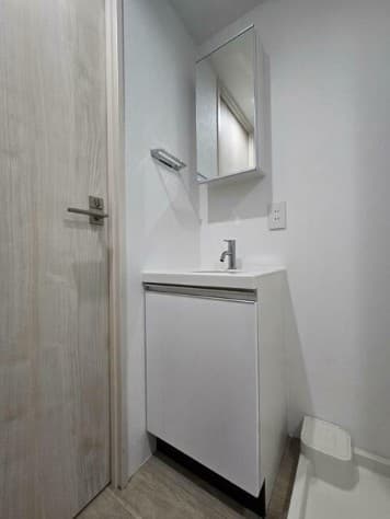 Room image 9