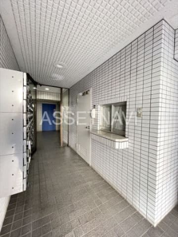 Room image 12