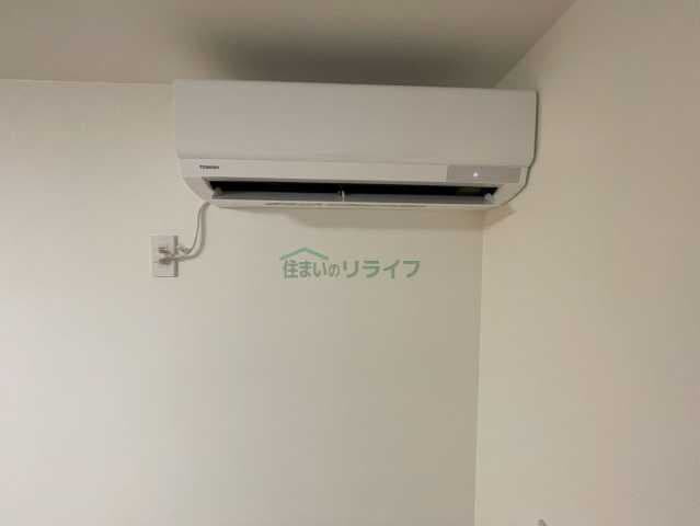 Room image 12
