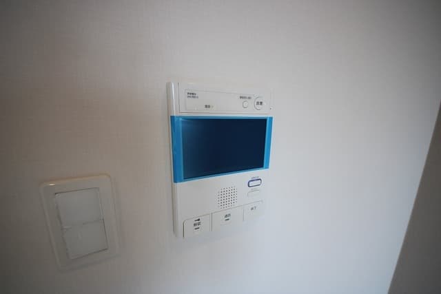 Room image 10