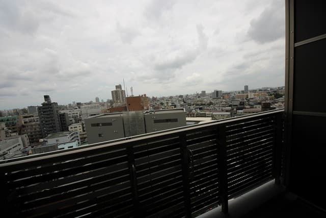 Room image 9