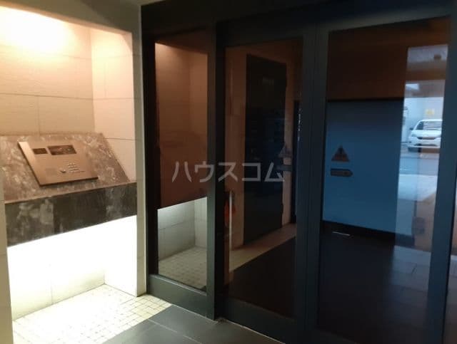 Room image 13