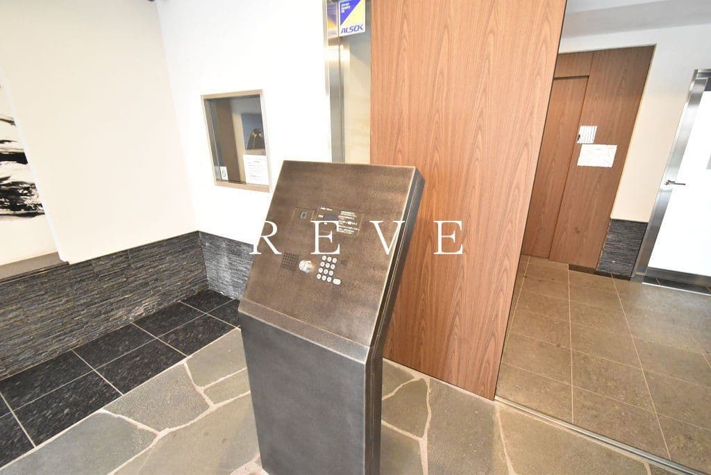 Room image 11