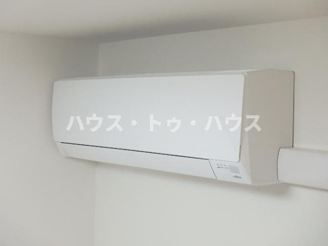 Room image 10