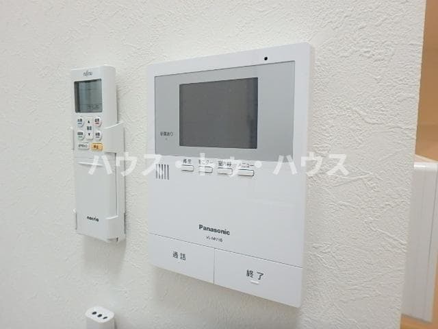 Room image 9