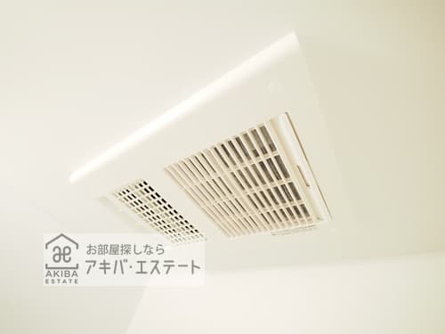 Room image 11