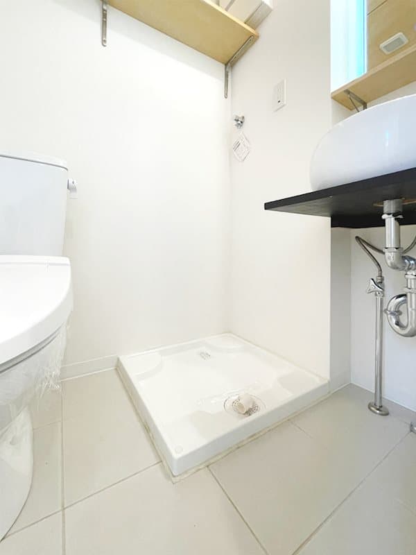 Room image 11