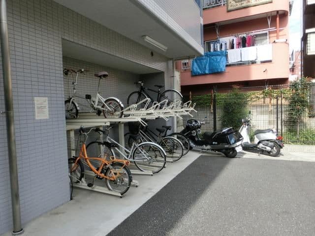 Room image 13