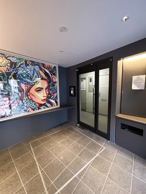Room image 14