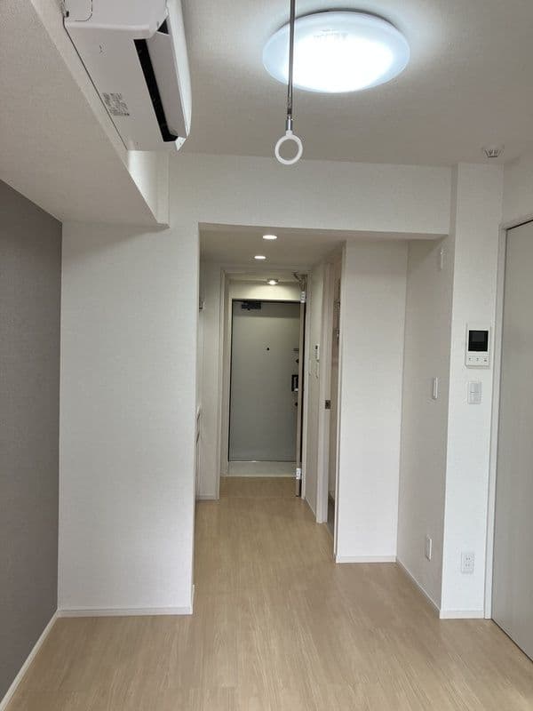 Room image 11