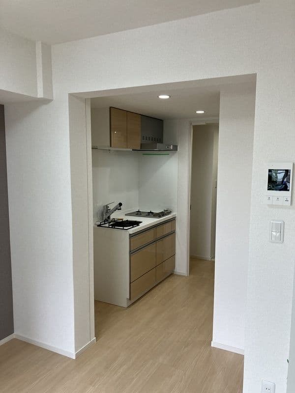 Room image 15