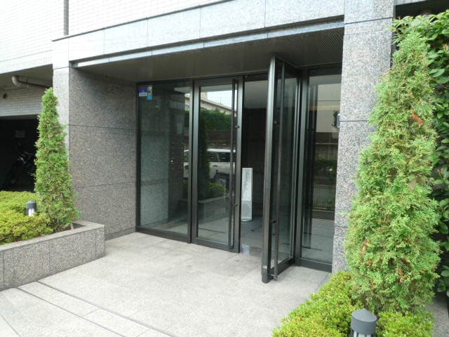 Room image 13