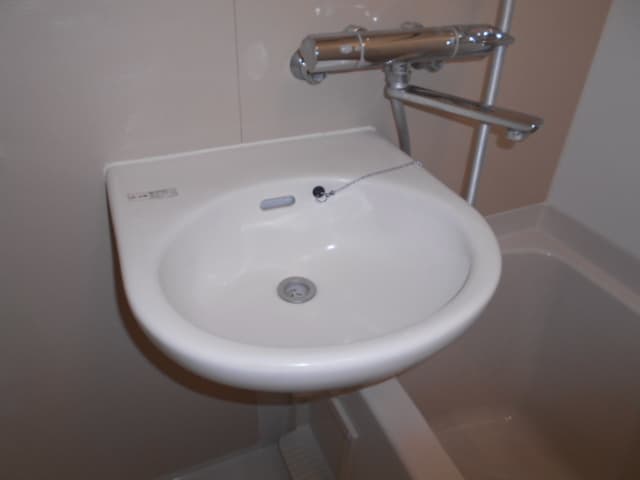 Room image 9
