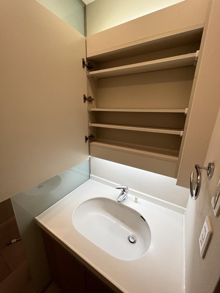Room image 9